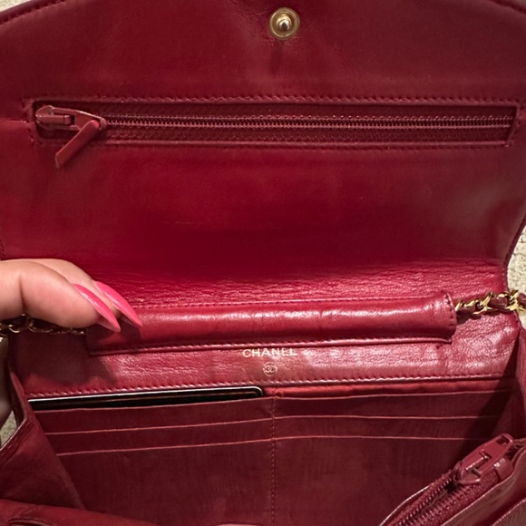 Chanel WOC - Picture 3 of 4